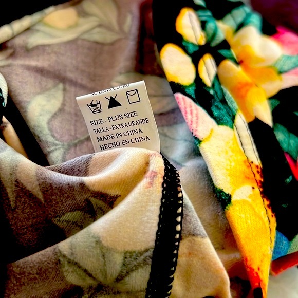 Floral Leggings / Ultra~Soft / NWOT - Picture 8 of 10